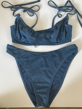 Abercrombie & Fitch Black Top with Gold Logo